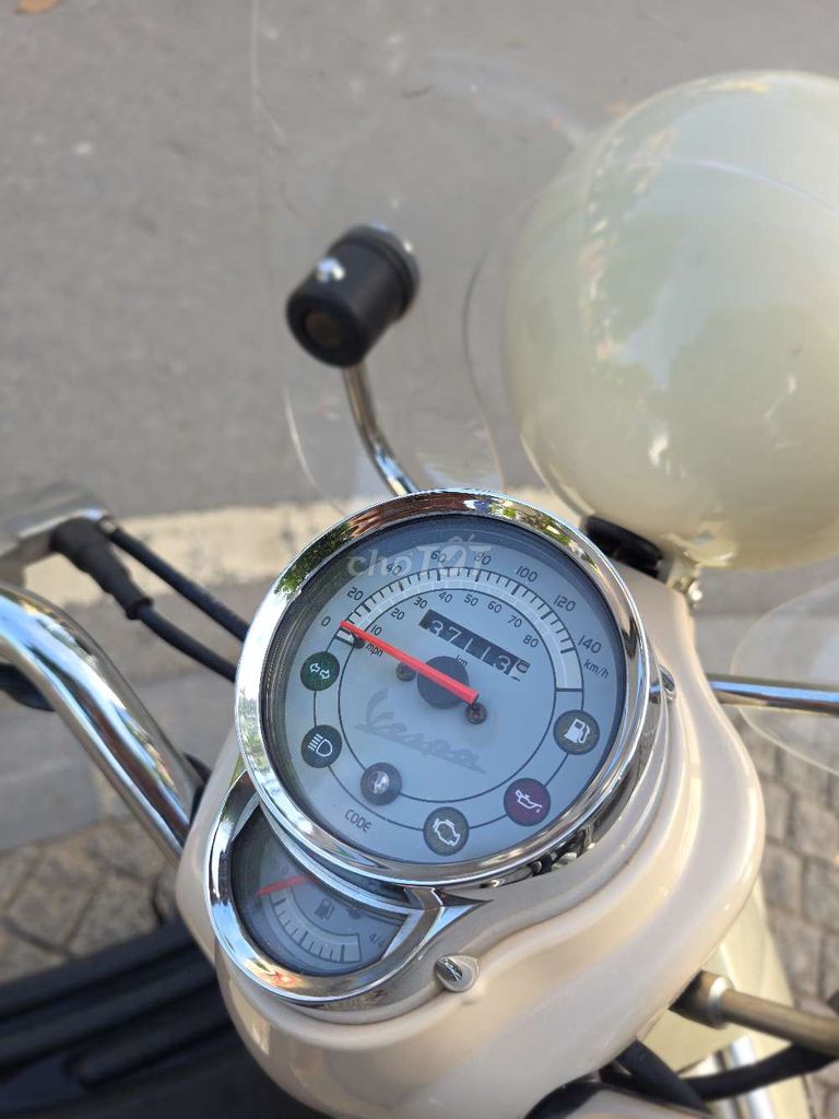 Piaggio Vespa 2014 - ảnh 3