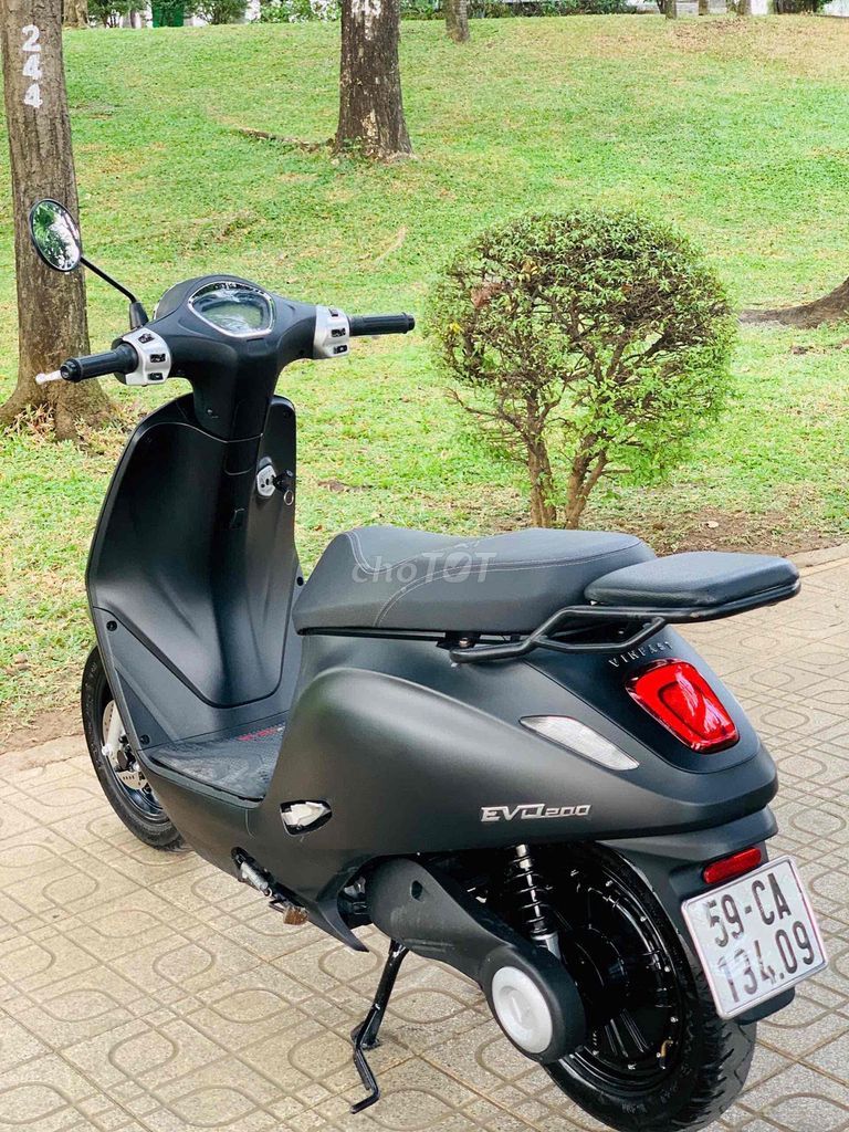 VinFast 2025 - ảnh 2