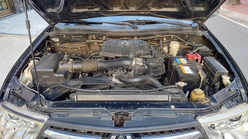 Mitsubishi Pajero Sport 2015 - ảnh 3