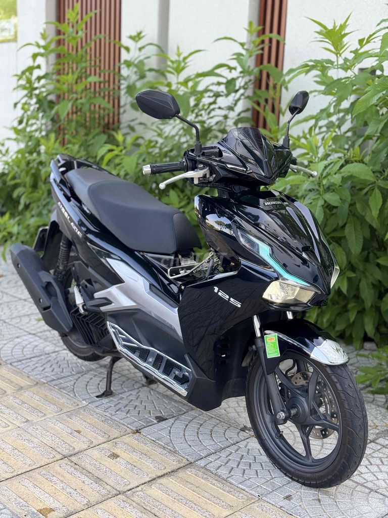 Honda Air Blade 2024 - ảnh 1