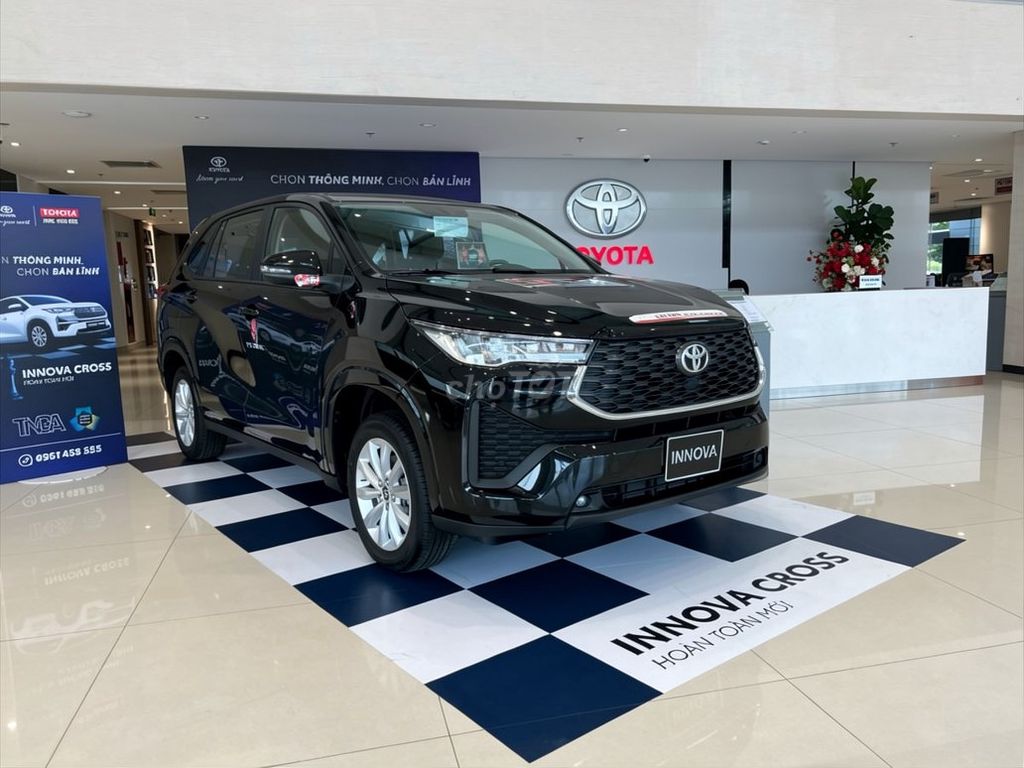 Toyota Innova Cross 2025 - ảnh 5