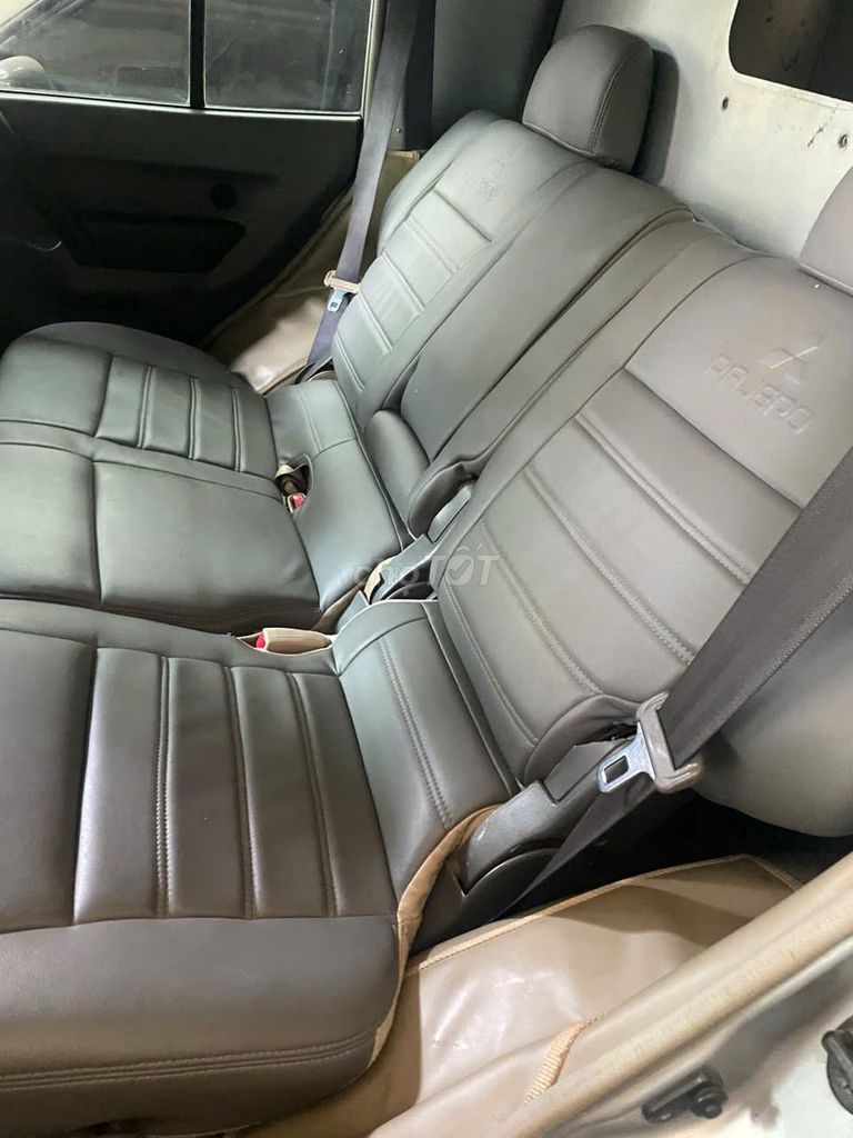 Mitsubishi Pajero 2005 - ảnh 3