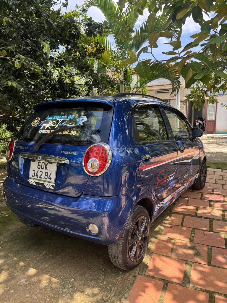 Chevrolet Spark 2010 - ảnh 2