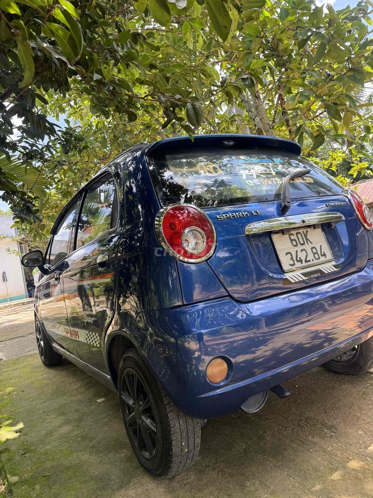 Chevrolet Spark 2010 - ảnh 3