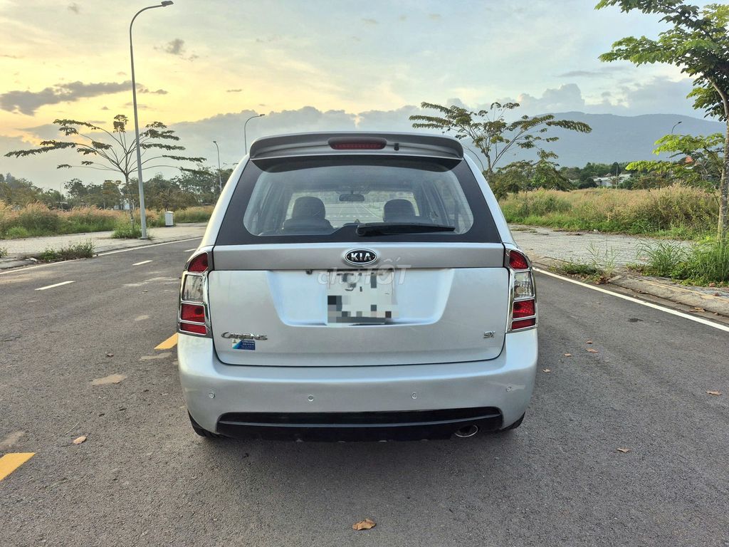 Kia Carens 2011 - ảnh 3