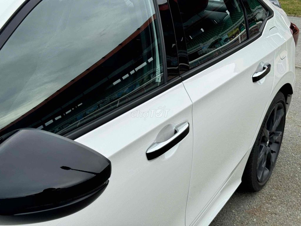 Honda Civic - ảnh 3