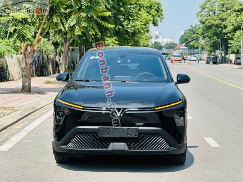VinFast Limo Green AT 2025 - ảnh 1