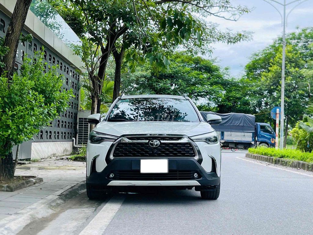Toyota Corolla Cross - ảnh 1