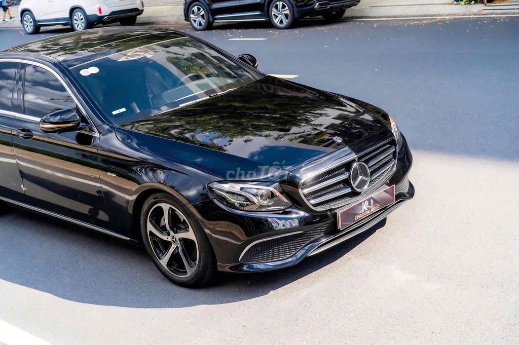 Mercedes-Benz 2019 - ảnh 2