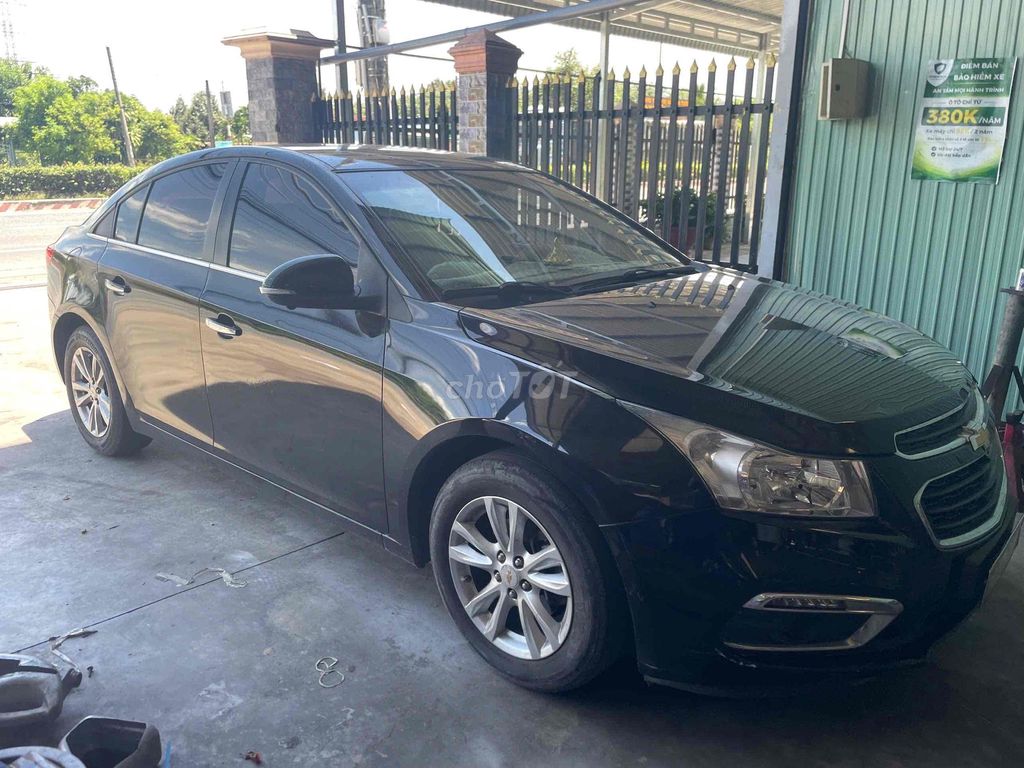 Chevrolet Cruze 2018 - ảnh 2