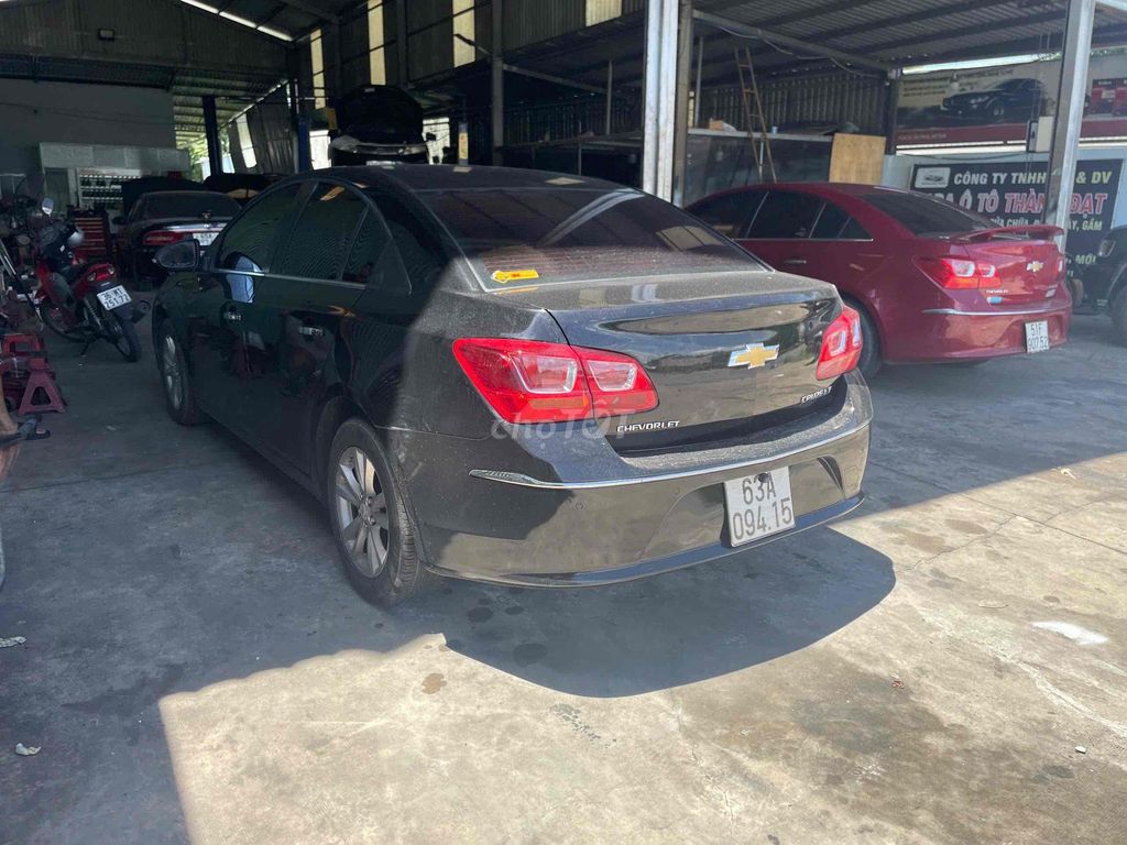 Chevrolet Cruze 2018 - ảnh 3