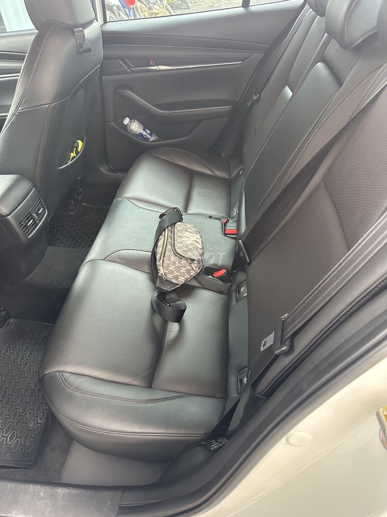 Mazda 3 2025 - ảnh 3