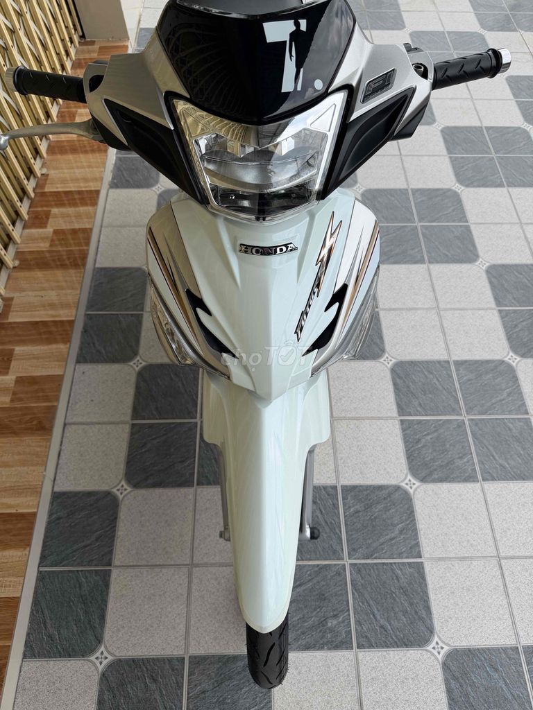 Honda Future 2010 - ảnh 1