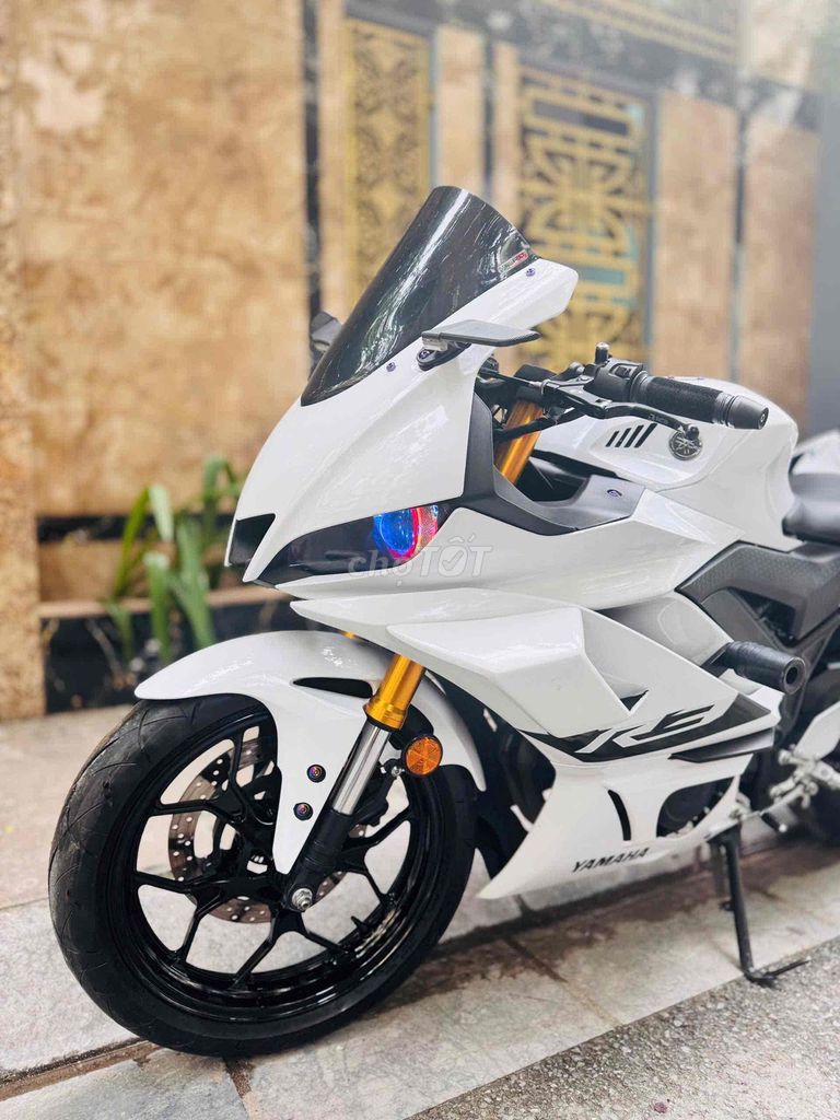 Yamaha R 2023 - ảnh 2