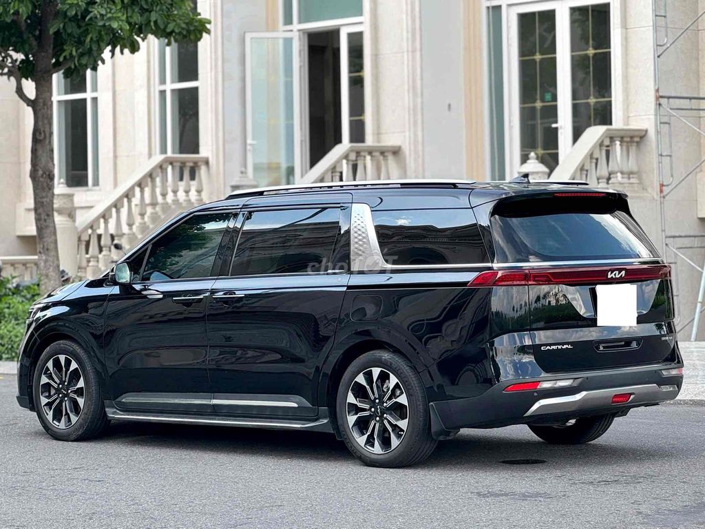 Kia Carnival Signature 2.2D 2022 - ảnh 5