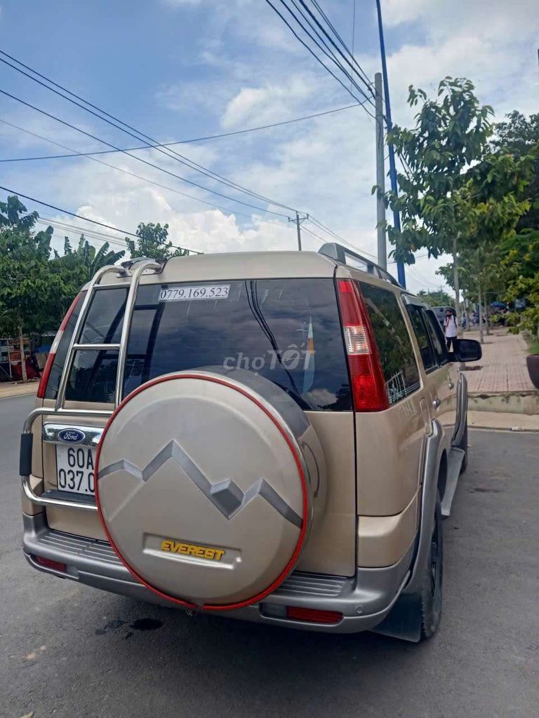 Ford Everest 2007 - ảnh 2