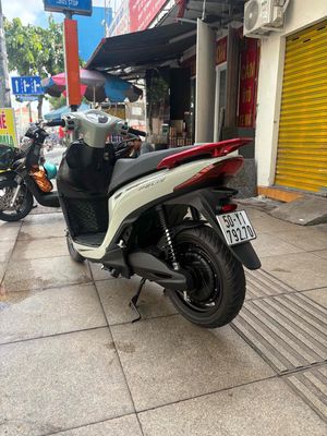 VinFast Feliz 2025 - ảnh 1