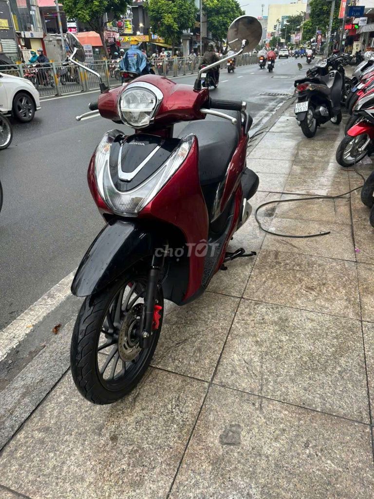 Honda SH Mode 2021 - ảnh 1