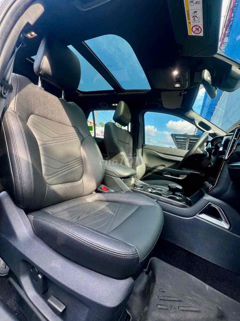 Ford Everest 2025 - ảnh 5