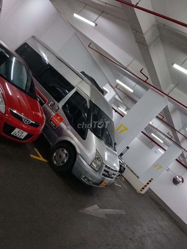 Ford Transit - ảnh 1
