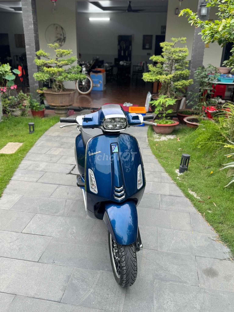 Vespa Sprint 2022 - ảnh 1