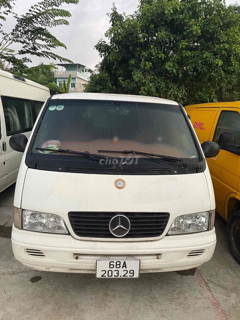 Mercedes-Benz - ảnh 1