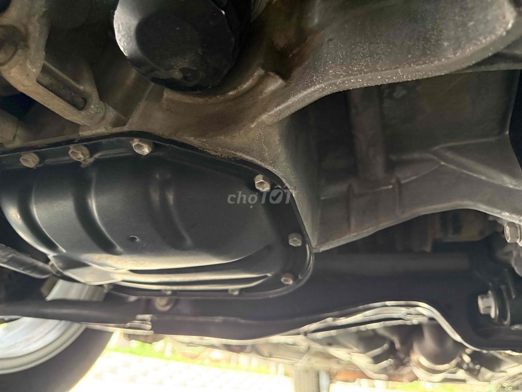 Toyota Yaris 2010 - ảnh 4
