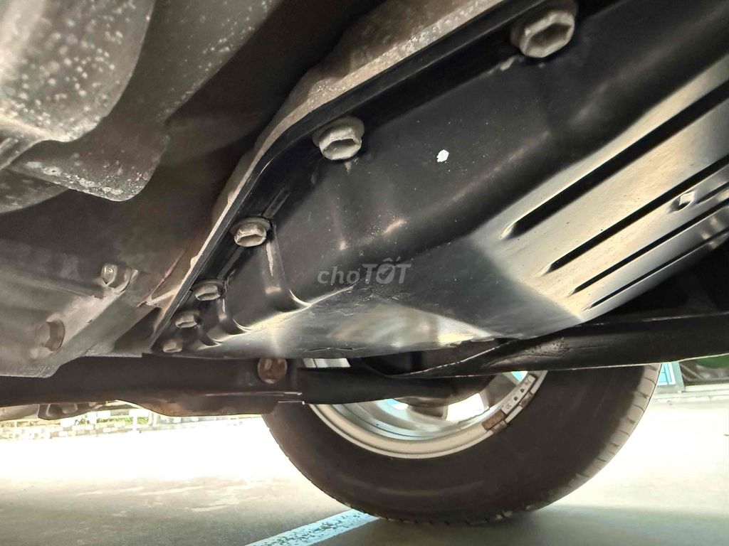 Toyota Yaris 2010 - ảnh 5