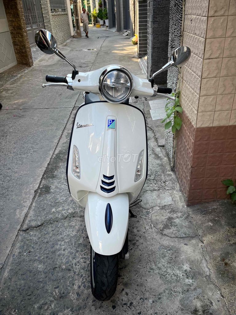 Piaggio Vespa 2023 - ảnh 2
