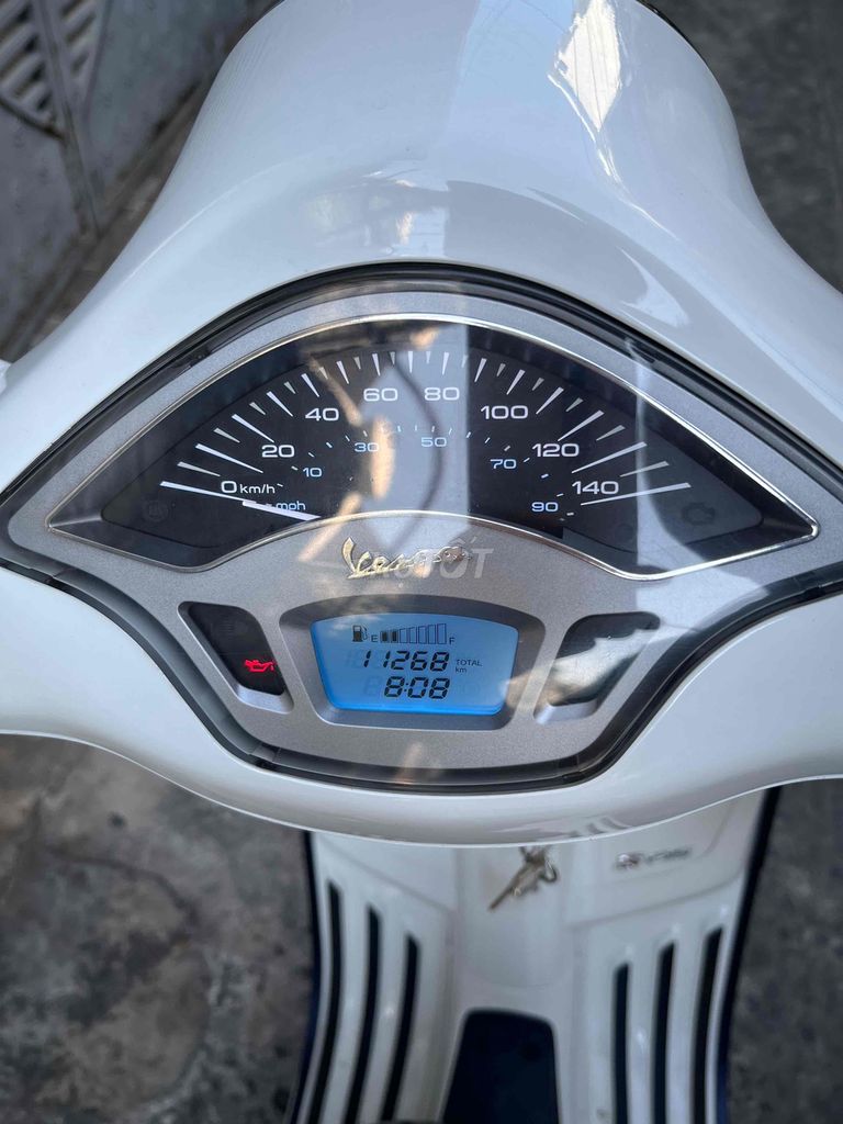 Piaggio Vespa 2023 - ảnh 4