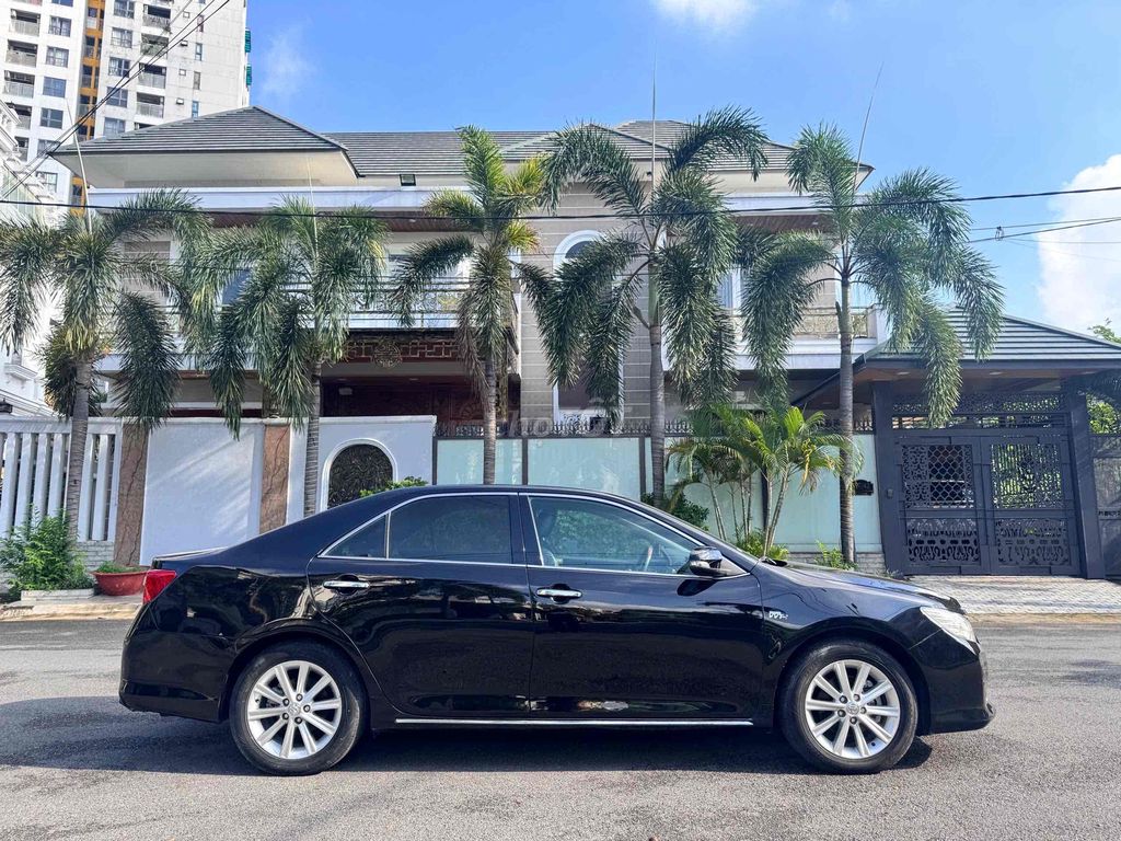 Toyota Camry 2.5Q 2013 - ảnh 1