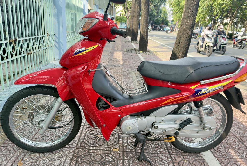 Honda Future 2000 - ảnh 2