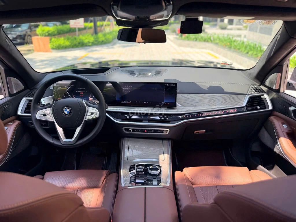 BMW X7 xDrive40i 2023 - ảnh 3