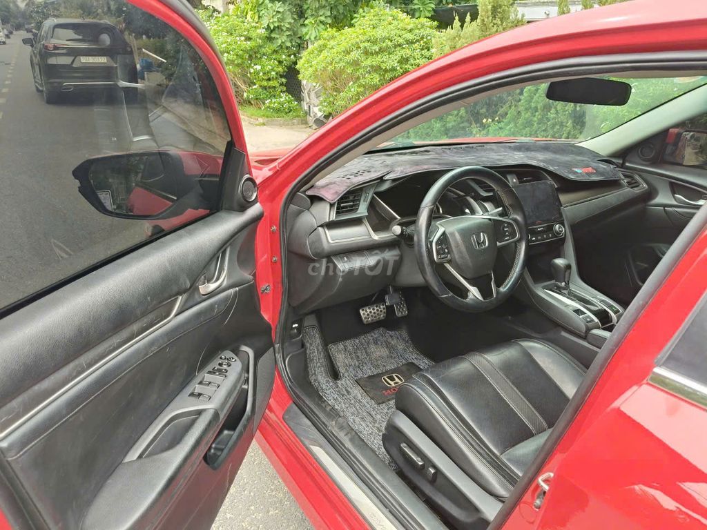 Honda Civic 2017 - ảnh 3