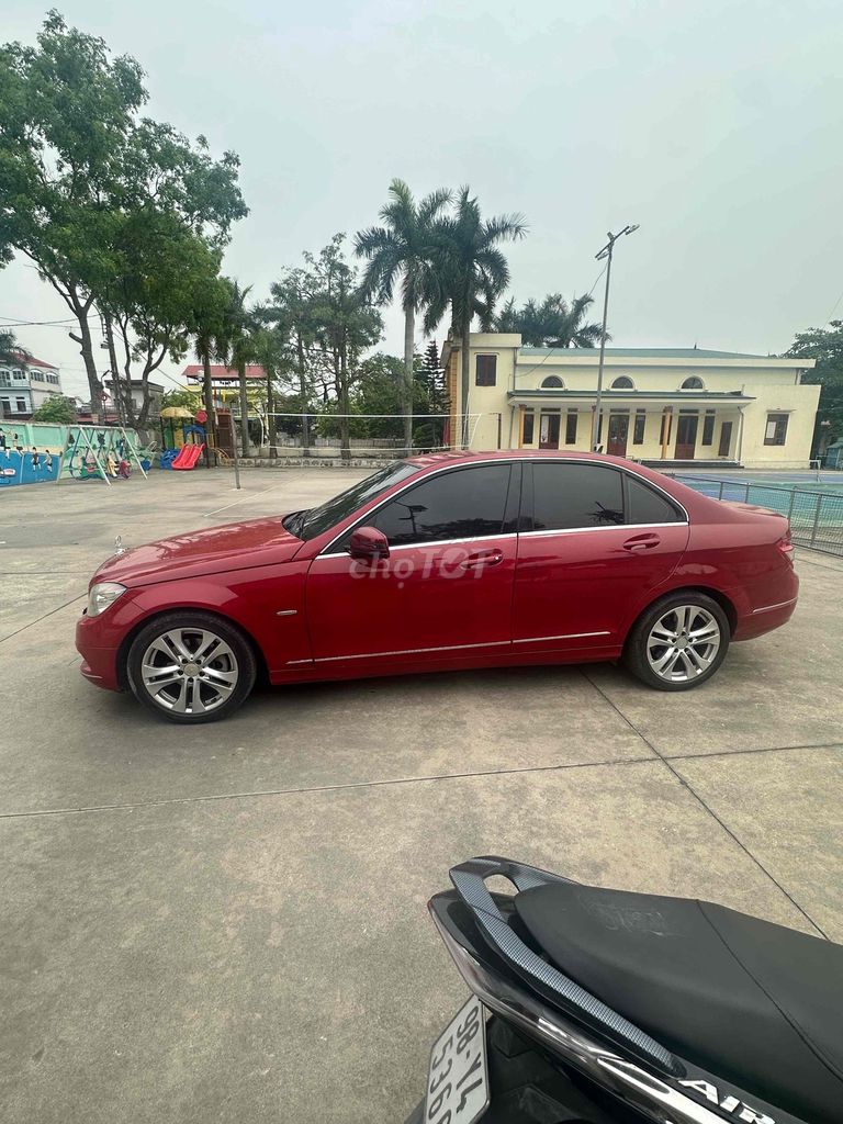 Mercedes-Benz 2010 - ảnh 5