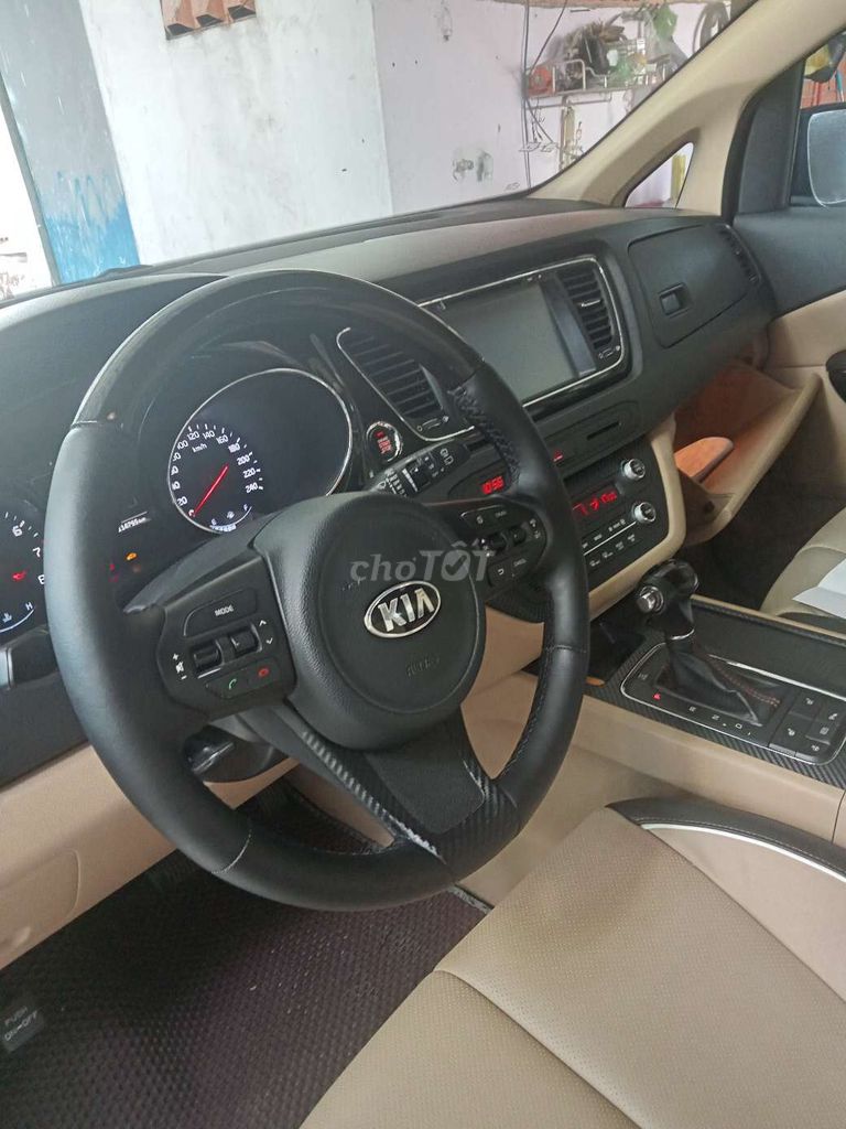 Kia Sedona 2015 - ảnh 1