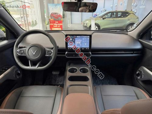 VinFast VF MPV 7 AT 2026 - ảnh 2