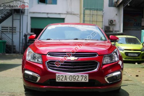 Chevrolet Cruze 2018 - ảnh 1