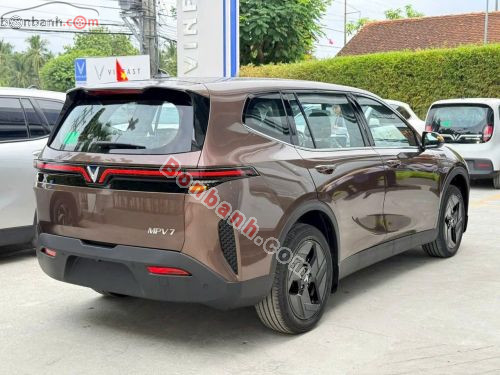VinFast VF MPV 7 AT 2026 - ảnh 2