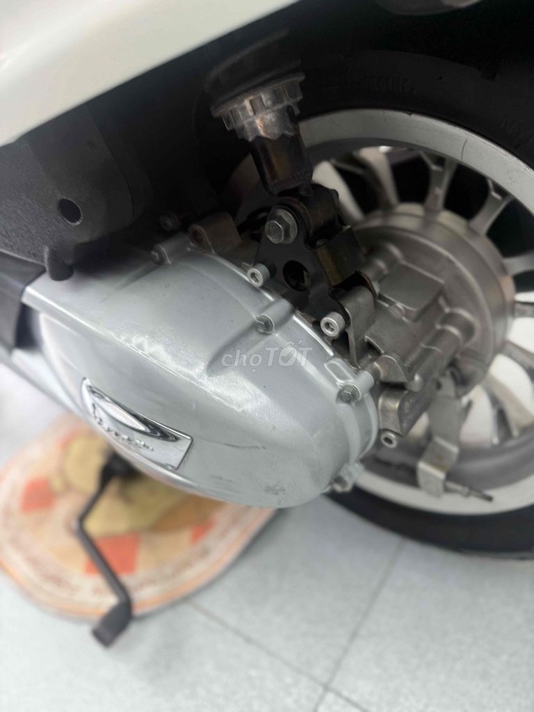 Piaggio Vespa 2018 - ảnh 5