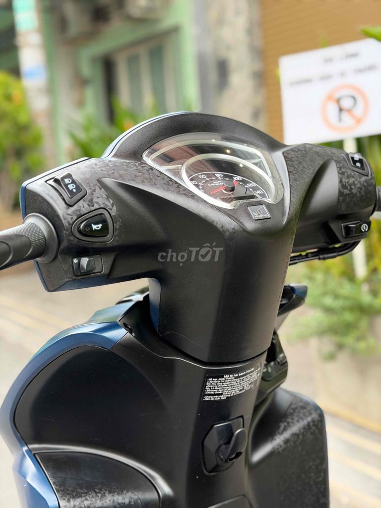 Honda Vision 2024 - ảnh 4