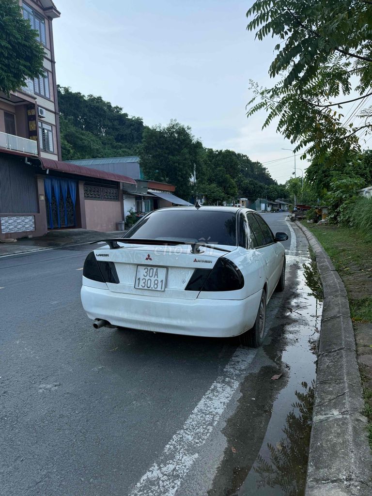 Mitsubishi Lancer 1998 - ảnh 1