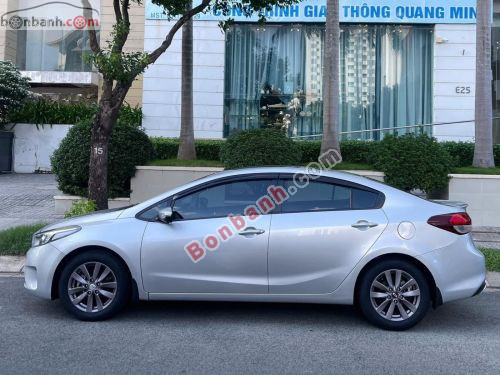 Kia Cerato 1.6 MT 2017 - ảnh 3