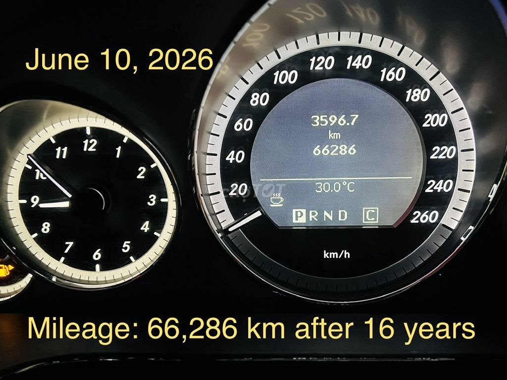 Mercedes-Benz 2010 - ảnh 4