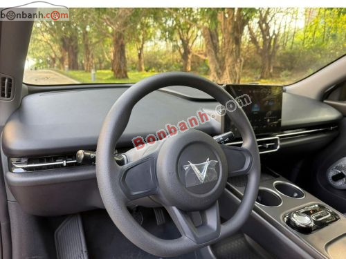 VinFast Limo Green AT 2026 - ảnh 2