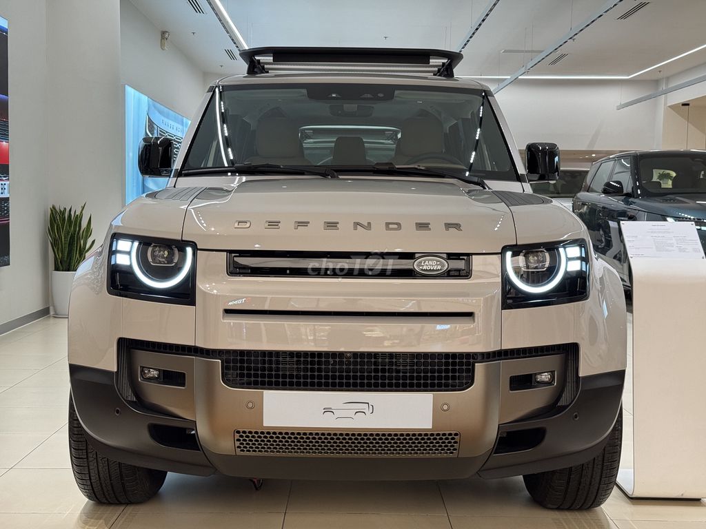 Land Rover Defender 2026 - ảnh 1