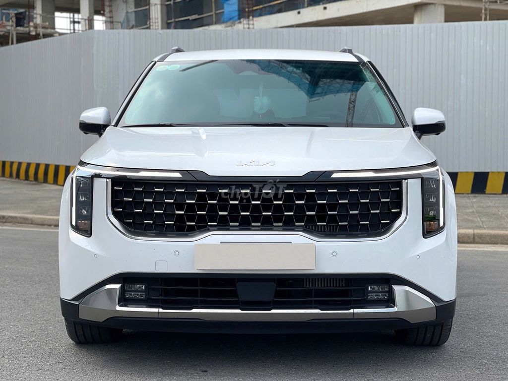 Kia Carnival 2025 - ảnh 1