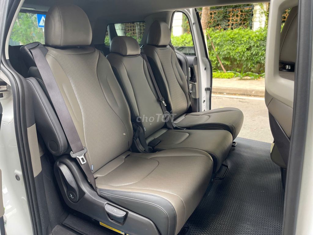 Kia Carnival 2025 - ảnh 4