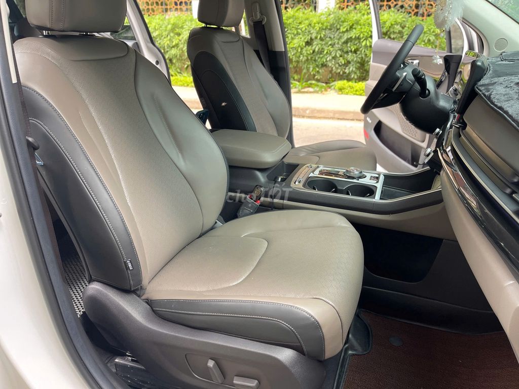 Kia Carnival 2025 - ảnh 5