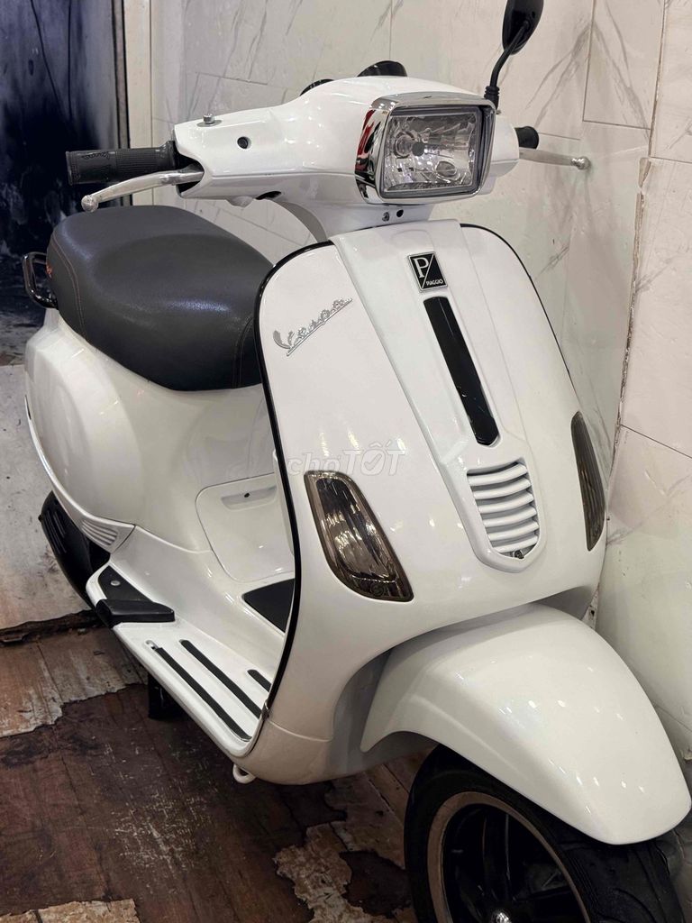 Piaggio Vespa 2013 - ảnh 2